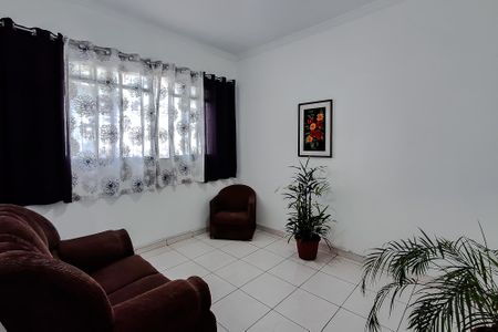Casa para alugar com 110m², 2 quartos e sem vaga Casa para alugar com 110m², 2 quartos e sem vagaSala