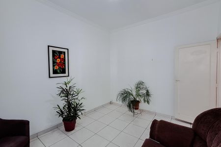 Casa para alugar com 110m², 2 quartos e sem vaga Casa para alugar com 110m², 2 quartos e sem vagaSala