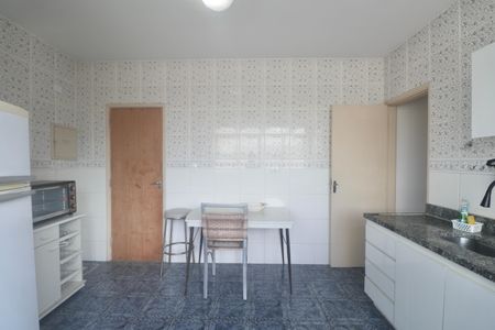 Apartamento para alugar com 90m², 2 quartos e 1 vaga Apartamento para alugar com 90m², 2 quartos e 1 vagaCozinha
