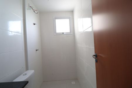 Apartamento para alugar com 57m², 2 quartos e 2 vagasBanheiro do Quarto 2