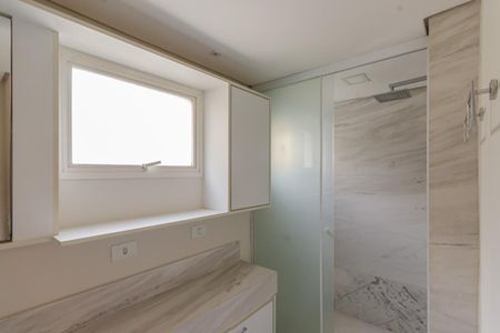 Apartamento para alugar com 72m², 2 quartos e 1 vaga