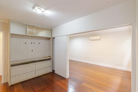 Apartamento para alugar com 2 quartos, 72m² em Itaim Bibi, São Paulo