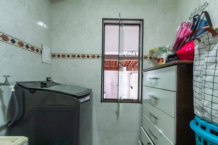 Casa à venda com 200m², 3 quartos e 2 vagasÁrea de Serviço