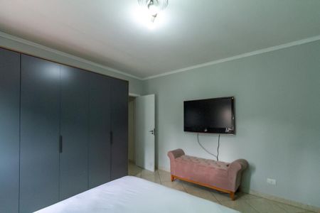 Casa à venda com 200m², 3 quartos e 2 vagasSuíte