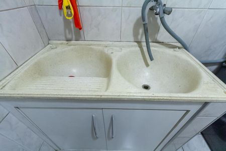 Casa à venda com 200m², 3 quartos e 2 vagasÁrea de Serviço