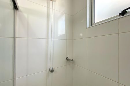 Apartamento à venda com 80m², 3 quartos e 1 vaga Apartamento à venda com 80m², 3 quartos e 1 vagaBanheiro da Suíte 1