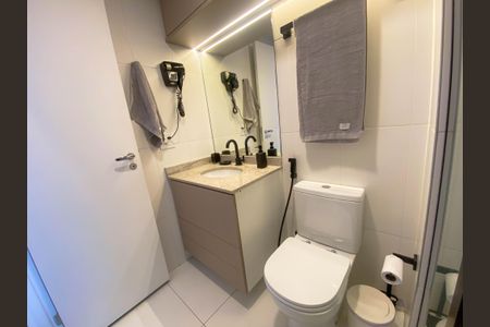 Studio para alugar com 30m², 1 quarto e sem vaga Studio para alugar com 30m², 1 quarto e sem vagaBanheiro Studio