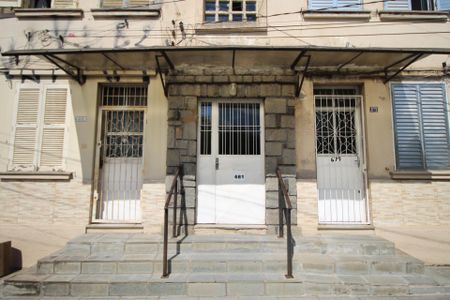 Apartamento para alugar com 60m², 2 quartos e sem vagaFachada