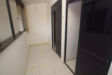Casa de condomínio para alugar com 135m², 3 quartos e 2 vagasSacada