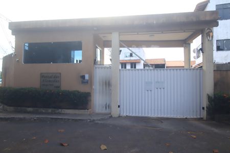 Casa de condomínio para alugar com 135m², 3 quartos e 2 vagasFachado do condomínio