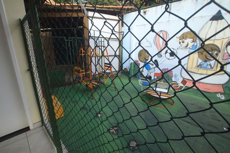 Casa de condomínio para alugar com 135m², 3 quartos e 2 vagasÁrea comum - Playground