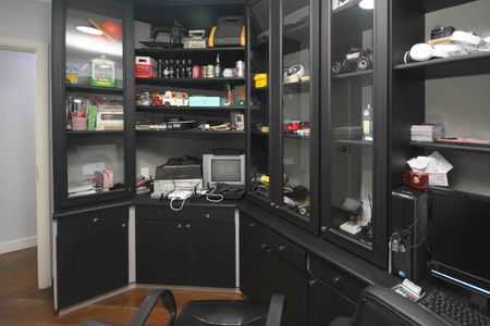 Apartamento à venda com 198m², 4 quartos e 3 vagasEscritório