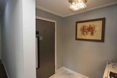 Apartamento para alugar com 198m², 3 quartos e 3 vagas Apartamento para alugar com 198m², 3 quartos e 3 vagasHall de entrada
