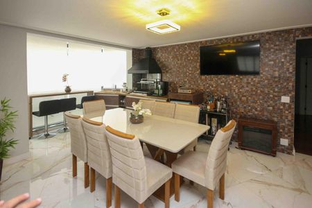 Apartamento à venda com 198m², 4 quartos e 3 vagasSala de Jantar