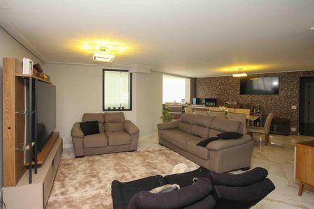 Apartamento para alugar com 198m², 3 quartos e 3 vagas Apartamento para alugar com 198m², 3 quartos e 3 vagasSala
