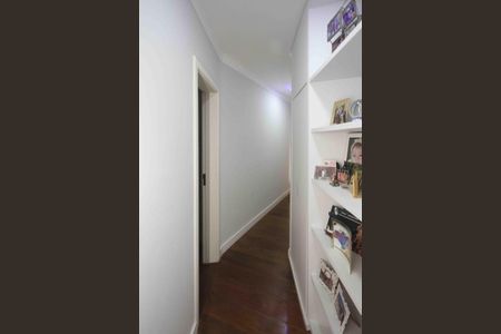 Apartamento à venda com 198m², 4 quartos e 3 vagasCorredor