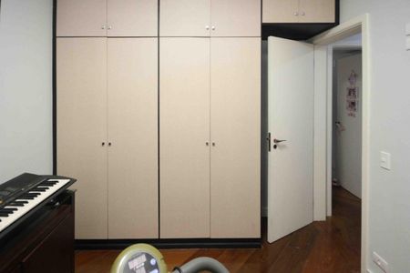 Apartamento à venda com 198m², 4 quartos e 3 vagasSuite