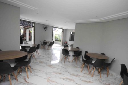 Apartamento para alugar com 198m², 3 quartos e 3 vagas Apartamento para alugar com 198m², 3 quartos e 3 vagasÁrea comum - Salão de festas