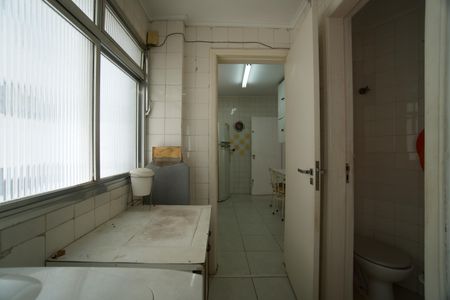 Apartamento para alugar com 150m², 3 quartos e 1 vagaÁrea de Serviço