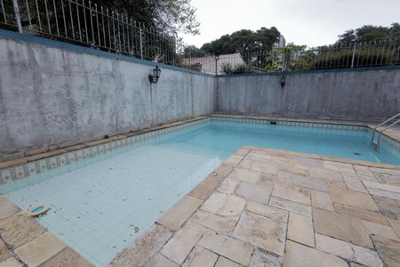 Apartamento à venda com 130m², 3 quartos e 1 vagaÁrea comum - Piscina