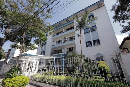 Apartamento à venda com 130m², 3 quartos e 1 vagaFachada