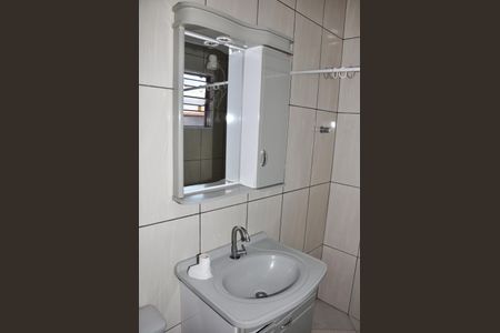 Casa para alugar com 70m², 2 quartos e 1 vaga Casa para alugar com 70m², 2 quartos e 1 vagaDetalhe - Banheiro Social