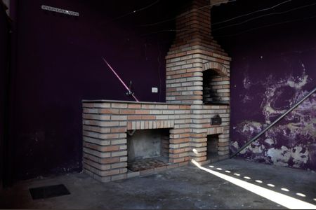 Casa para alugar com 70m², 2 quartos e 1 vaga Casa para alugar com 70m², 2 quartos e 1 vagaQuintal com Churrasqueira