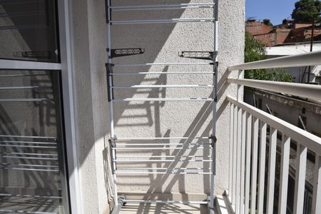 Apartamento para alugar com 2 quartos, 54m² em Jardim Vitória, Embu das Artes