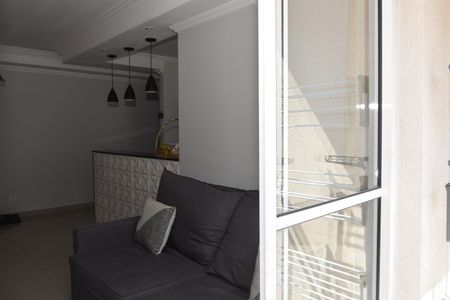 Apartamento para alugar com 2 quartos, 54m² em Jardim Vitória, Embu das Artes