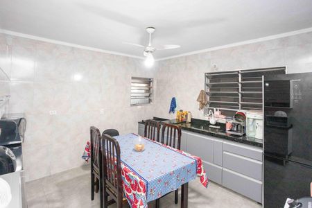 Casa à venda com 150m², 4 quartos e 1 vagaCozinha
