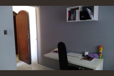 Casa à venda com 664m², 10 quartos e 6 vagasCasa 2