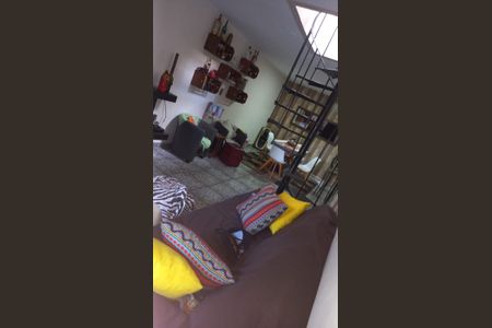 Casa à venda com 664m², 10 quartos e 6 vagasCasa  3