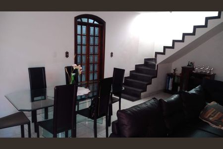 Casa à venda com 664m², 10 quartos e 6 vagasCasa 2