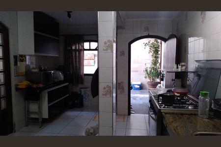 Casa à venda com 664m², 10 quartos e 6 vagasCasa 2