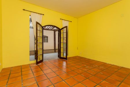 Casa para alugar com 110m², 1 quarto e 4 vagasSala