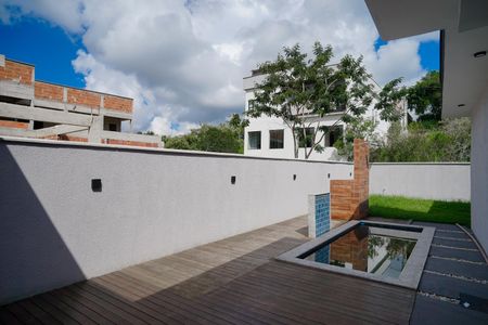 Casa de condomínio para alugar com 176m², 4 quartos e 4 vagasÁrea externa