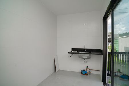 Casa de condomínio para alugar com 176m², 4 quartos e 4 vagasÁrea de Serviço