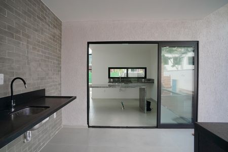 Casa de condomínio para alugar com 176m², 4 quartos e 4 vagasÁrea gourmet