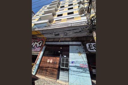 Apartamento para alugar com 95m², 2 quartos e sem vaga Apartamento para alugar com 95m², 2 quartos e sem vagaFachada