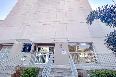 Apartamento à venda com 34m², 1 quarto e sem vagaFachada com Plaquinha