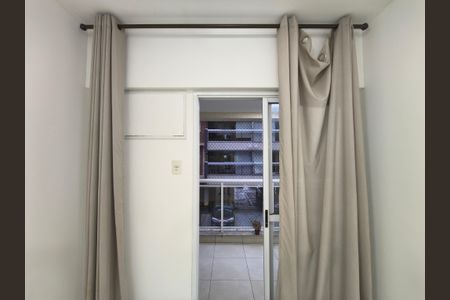 Apartamento para alugar com 65m², 2 quartos e 1 vaga Apartamento para alugar com 65m², 2 quartos e 1 vagaVaranda -Sala