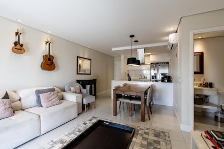 Apartamento para alugar com 86m², 2 quartos e 3 vagas Apartamento para alugar com 86m², 2 quartos e 3 vagasSala