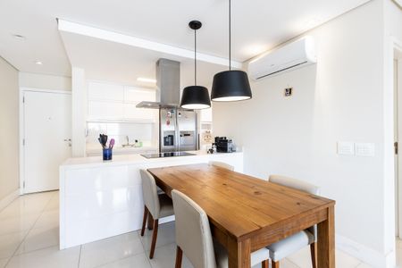 Apartamento para alugar com 86m², 2 quartos e 3 vagas Apartamento para alugar com 86m², 2 quartos e 3 vagasCozinha