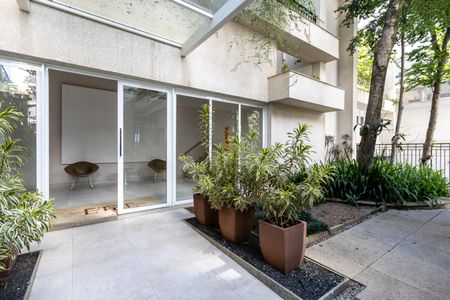 Apartamento para alugar com 86m², 2 quartos e 3 vagas Apartamento para alugar com 86m², 2 quartos e 3 vagasFachada do Condomínio