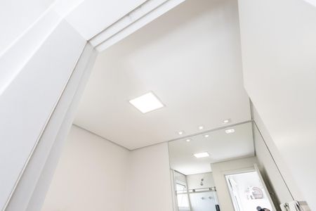 Apartamento para alugar com 86m², 2 quartos e 3 vagas Apartamento para alugar com 86m², 2 quartos e 3 vagasQuarto 2 - Banheiro da Suite