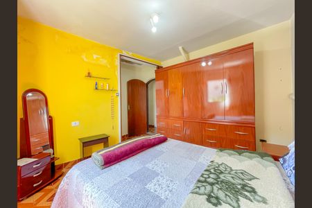 Casa à venda com 425m², 4 quartos e 8 vagasSuíte