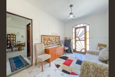 Casa à venda com 425m², 4 quartos e 8 vagasSala 2