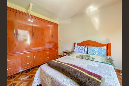 Casa à venda com 425m², 4 quartos e 8 vagasSuíte