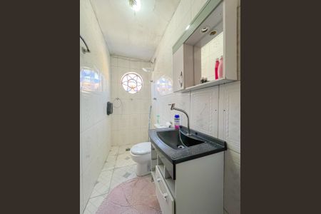 Casa à venda com 425m², 4 quartos e 8 vagasBanheiro 2