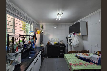 Casa para alugar com 158m², 2 quartos e 2 vagas Casa para alugar com 158m², 2 quartos e 2 vagasCozinha